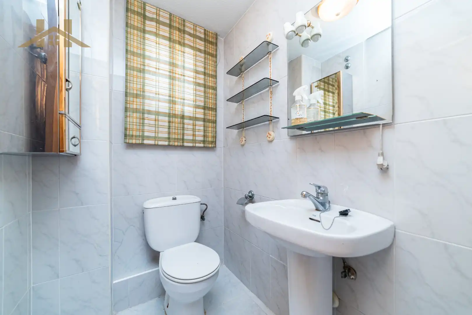 Baño de Casa adosada en venta en Navalcarnero con Aire acondicionado, Calefacción y Jardín privado
