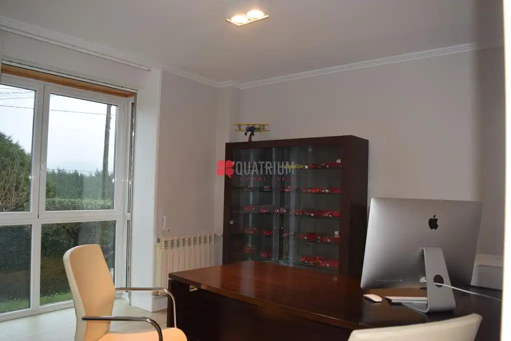 Houses for sale in Santiago de Compostela   with Heating, Private garden and Storage room