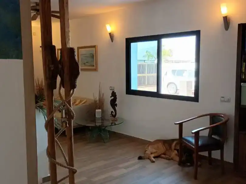 Sala d'estar de Casa o xalet en venda en Yaiza amb Aire condicionat i Balcó