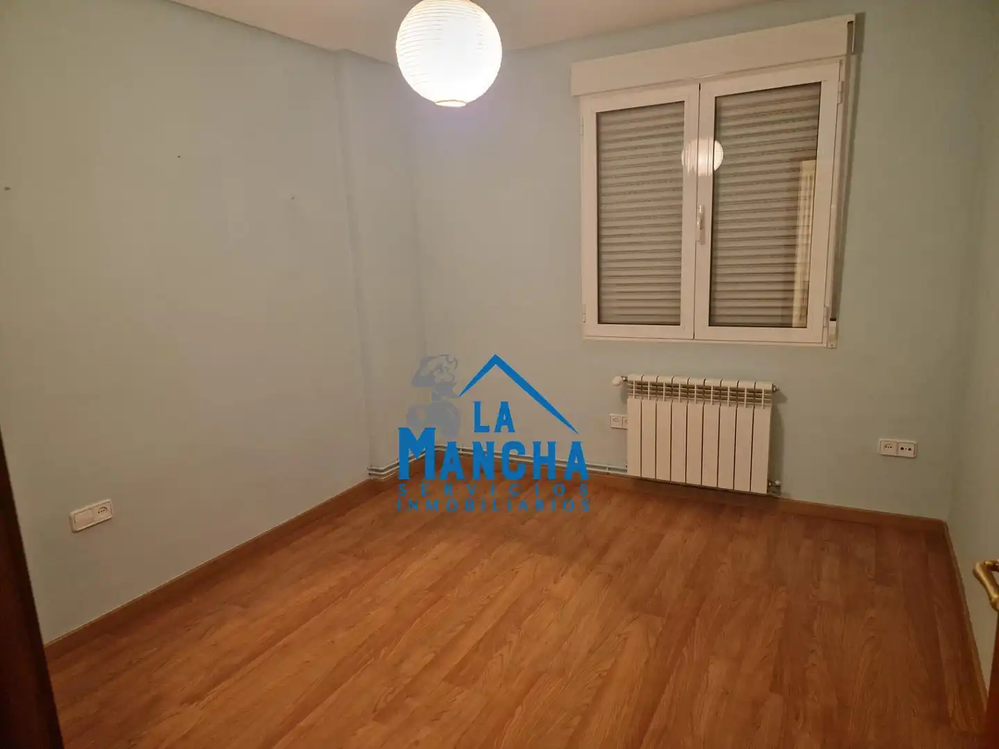 Bedroom of Flat for sale in Albacete  with Heating, Furnished and Balcony