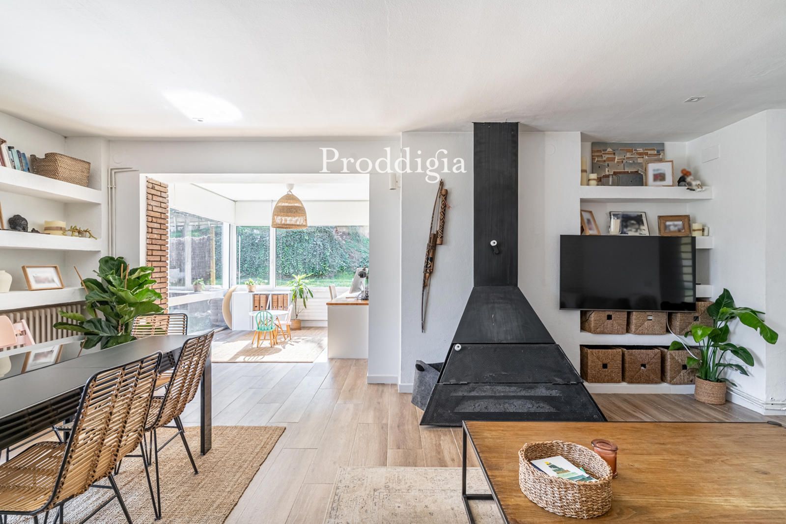 Living room of House or chalet for sale in Cerdanyola del Vallès  with Air Conditioner, Heating and Private garden