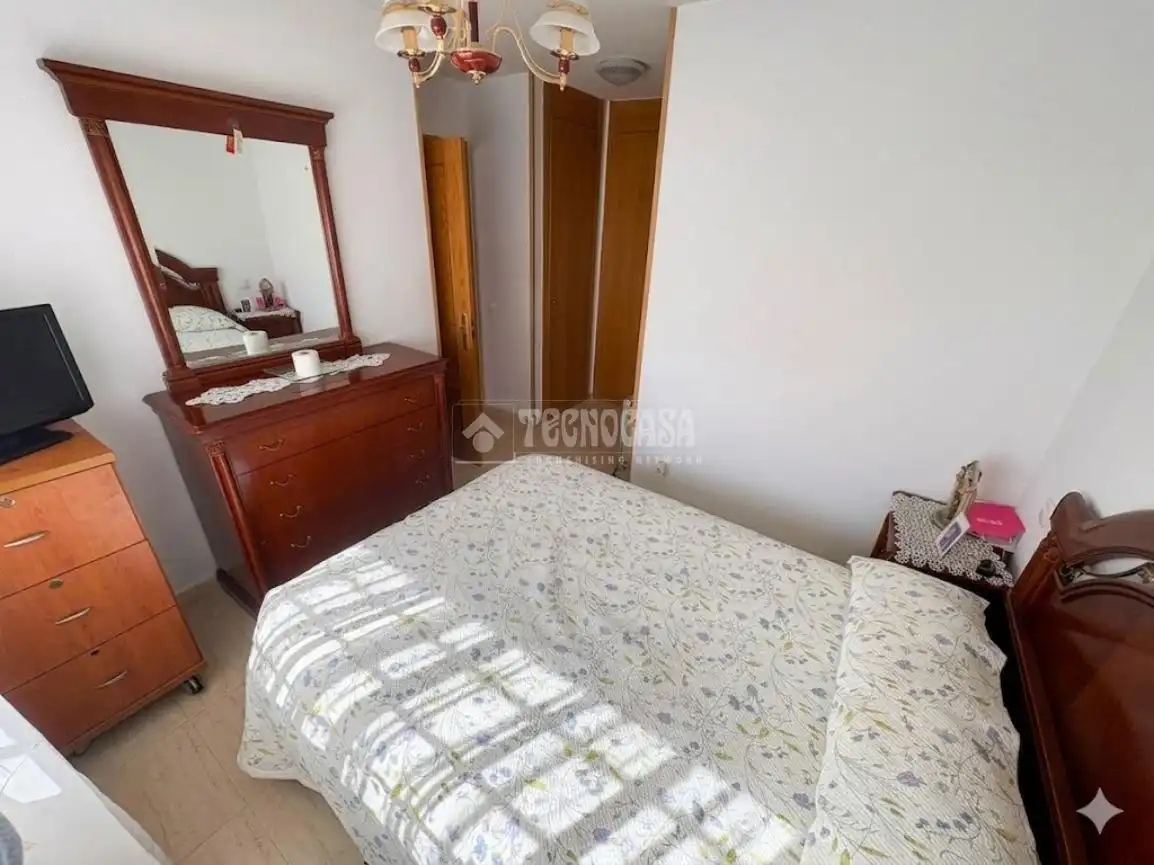 Habitación de Casa adosada en venta en Valdemoro con Jardín privado y Terraza