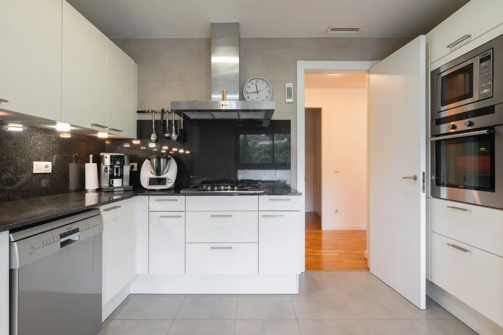 Cocina de Piso en venta en Sant Just Desvern con Aire acondicionado, Calefacción y Terraza