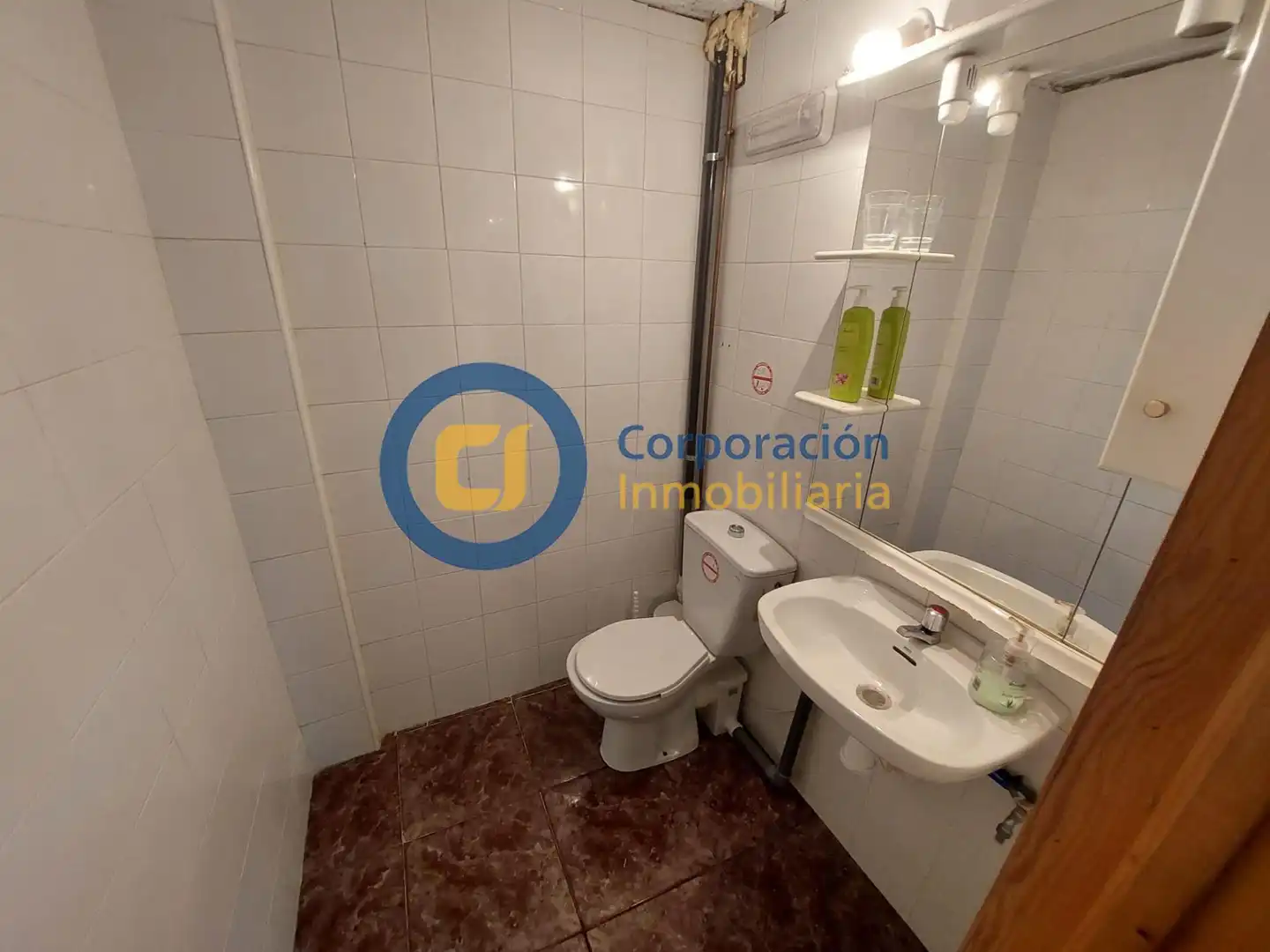 Baño de Local en venta en Lorca con Aire acondicionado