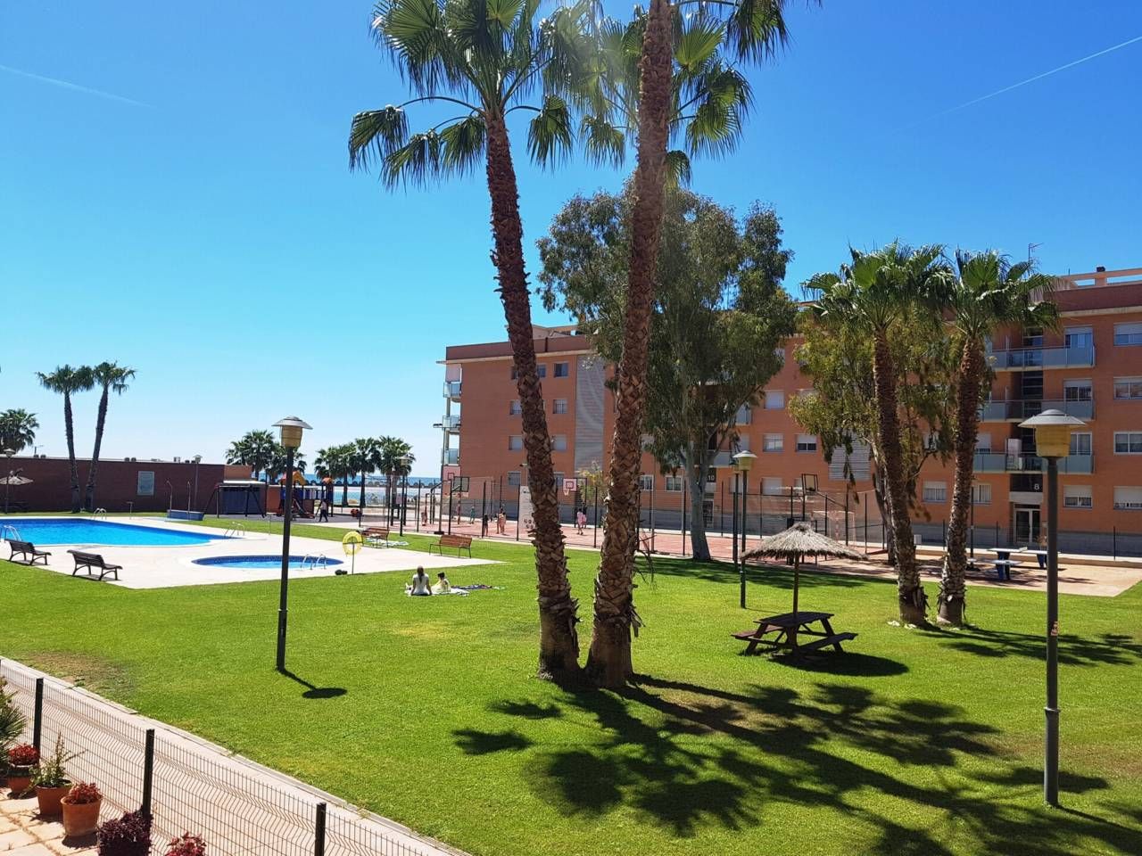 Swimming pool of Flat for sale in Cubelles  with Air Conditioner, Heating and Private garden