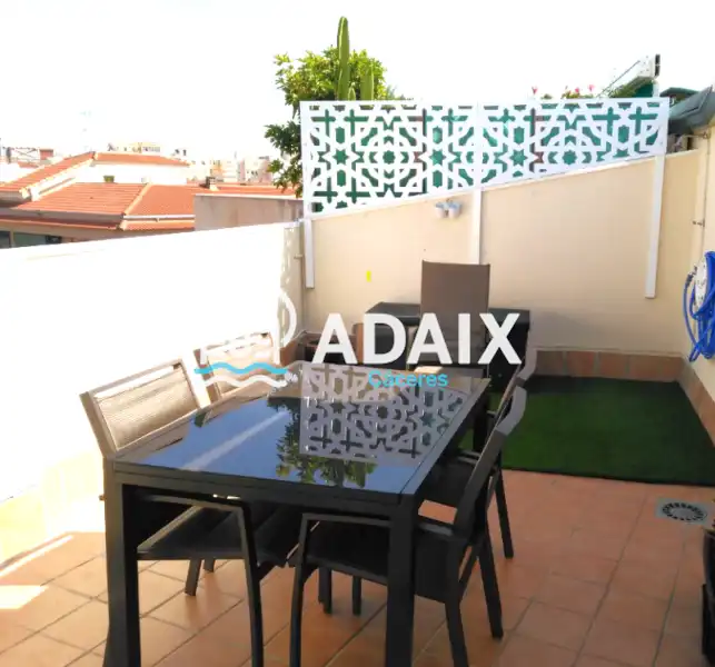 Dúplex amb ascensor en venda a Pl. de Noruega, imagen 2