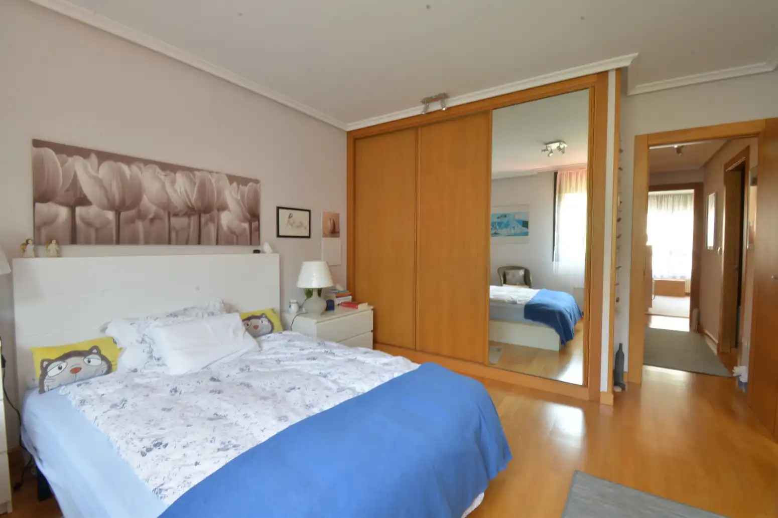 Habitación de Casa adosada en venta en Morcín con Calefacción, Jardín privado y Terraza