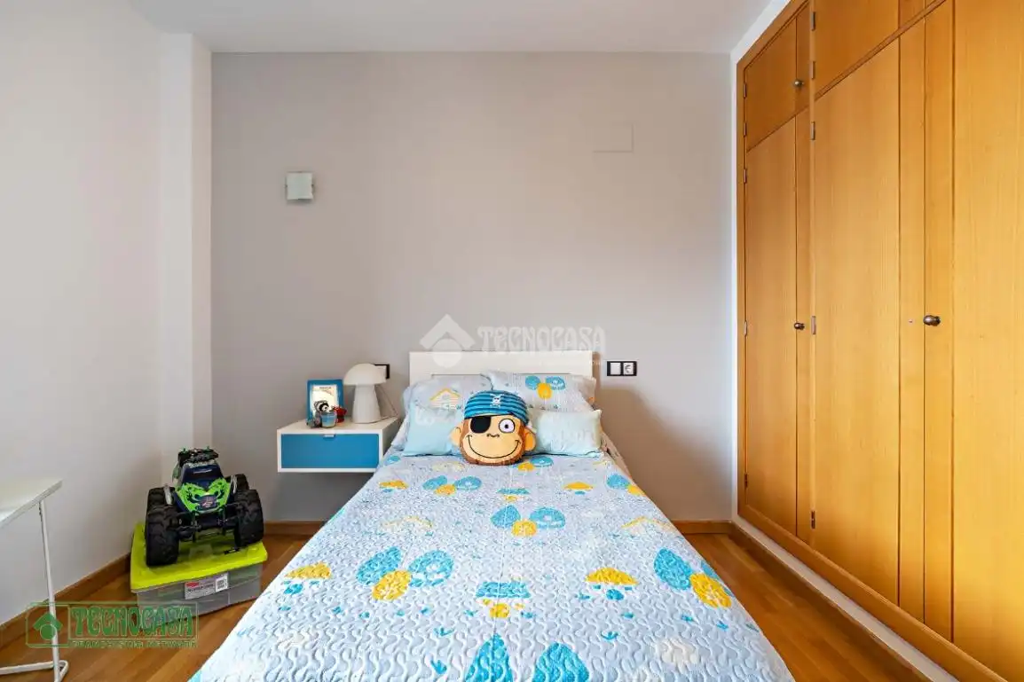 Habitación de Ático en venta en El Ejido con Aire acondicionado, Parquet y Balcón