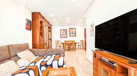 Foto 3 de Apartamento en venta en Centro - Muelle Pesquero, Torrevieja