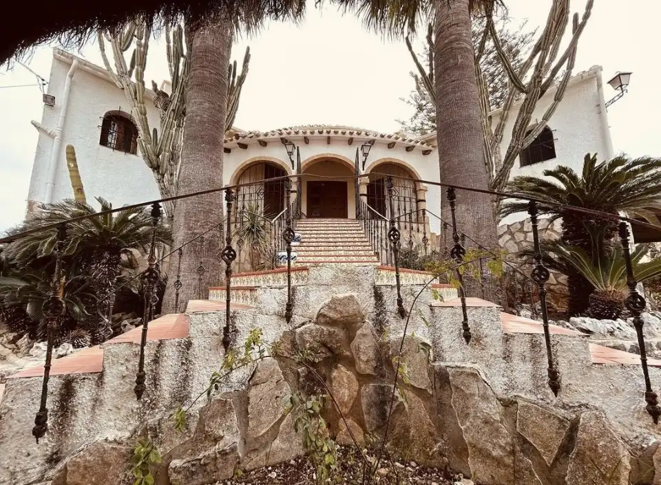 Vista exterior de Casa o chalet en venta en Jávea / Xàbia con Jardín privado, Terraza y Piscina
