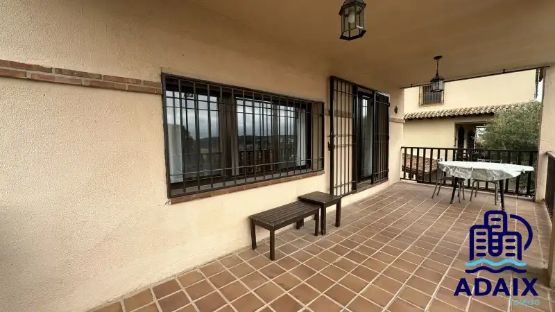 Terrasse von Haus oder Chalet zum Verkauf in Bargas mit Klimaanlage, Heizung und Terrasse
