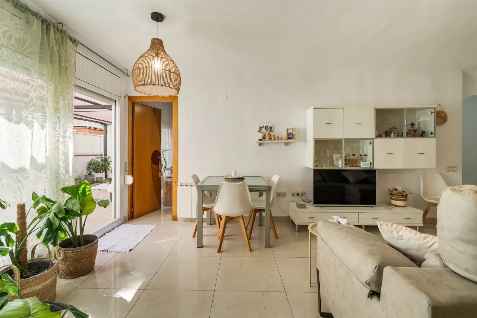 Sala de estar de Piso en venta en Rubí con Calefacción, Terraza y Trastero