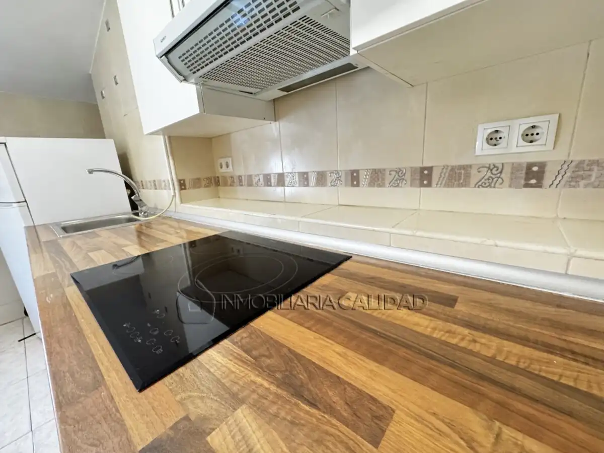 Cuina de Pis en venda en Burgos amb Calefacció