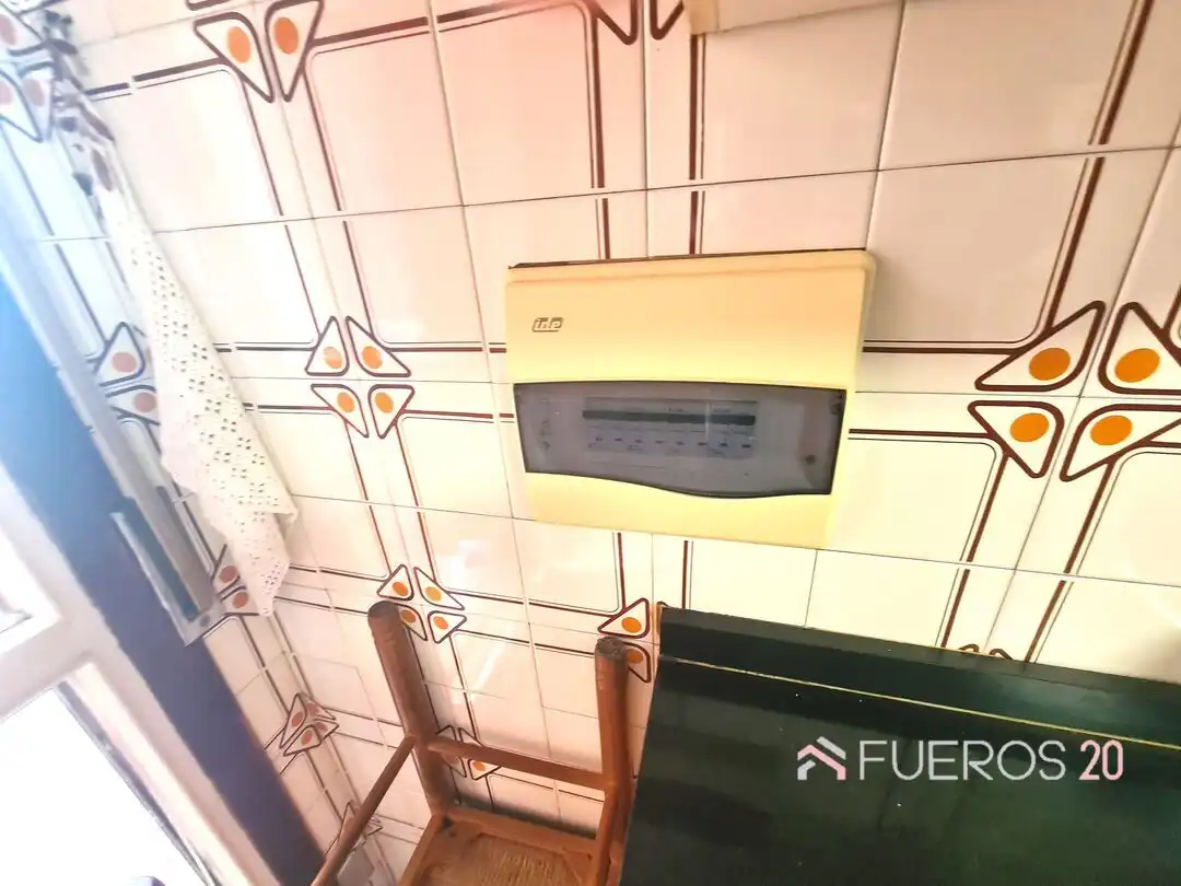 Cocina de Piso en venta en Barakaldo  con Calefacción, Terraza y Trastero