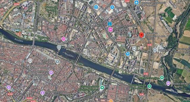 Local comercial en Alquiler en Calle Alfredo Longares Aguaron  en La Jota