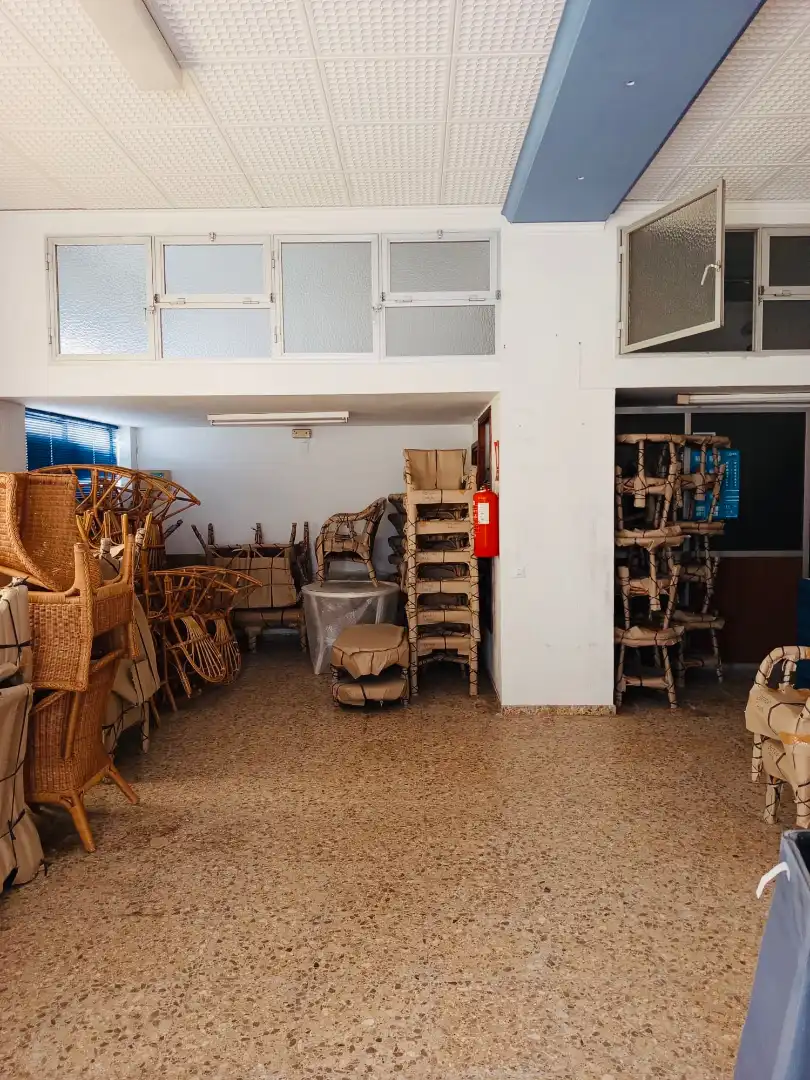 Commercial properties for sale in Gata