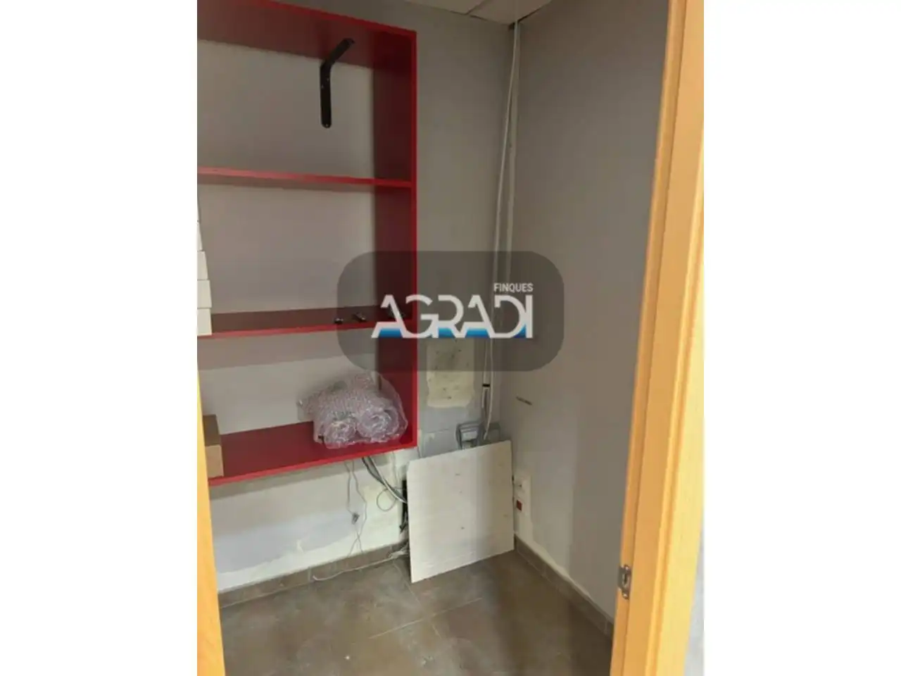 Local comercial en alquiler en Calle PERE MERCADER 49, imagen 4