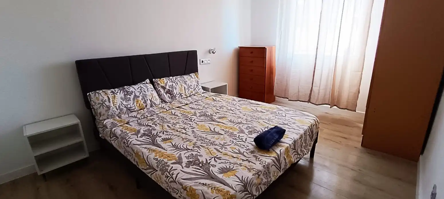 Habitación de Piso de alquiler en Carreño con Amueblado