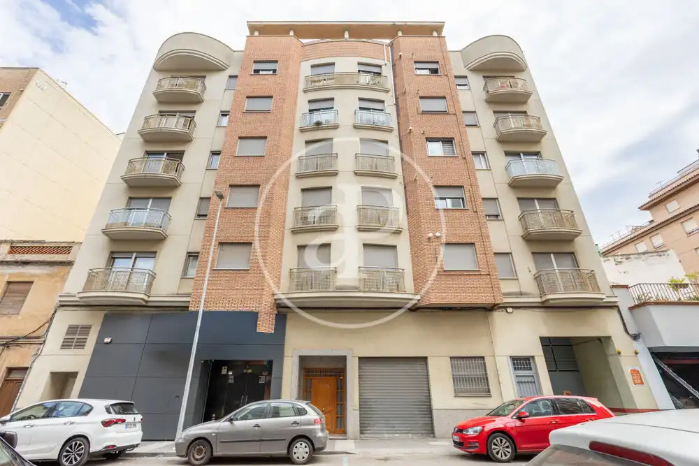 Außenansicht von Wohnung zum Verkauf in Onda mit Heizung, Abstellraum und Balkon