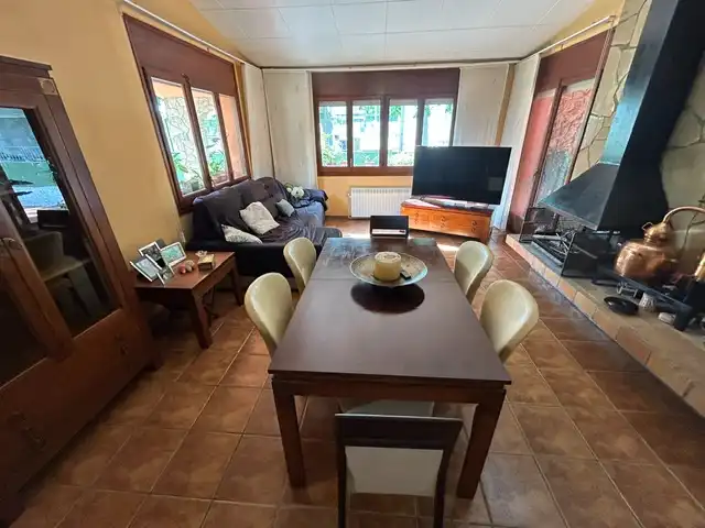 Sala de estar de Casa o chalet en venta en Santa Maria de Palautordera con Aire acondicionado, Calefacción y Jardín privado