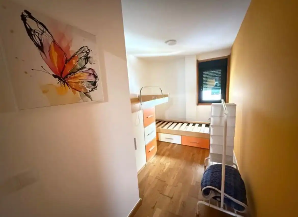 Flat with lift for sale in A Espedregueira, imagen 5