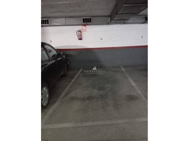 Garaje en Alquiler en Sant Oleguer, 108 en Els Molins