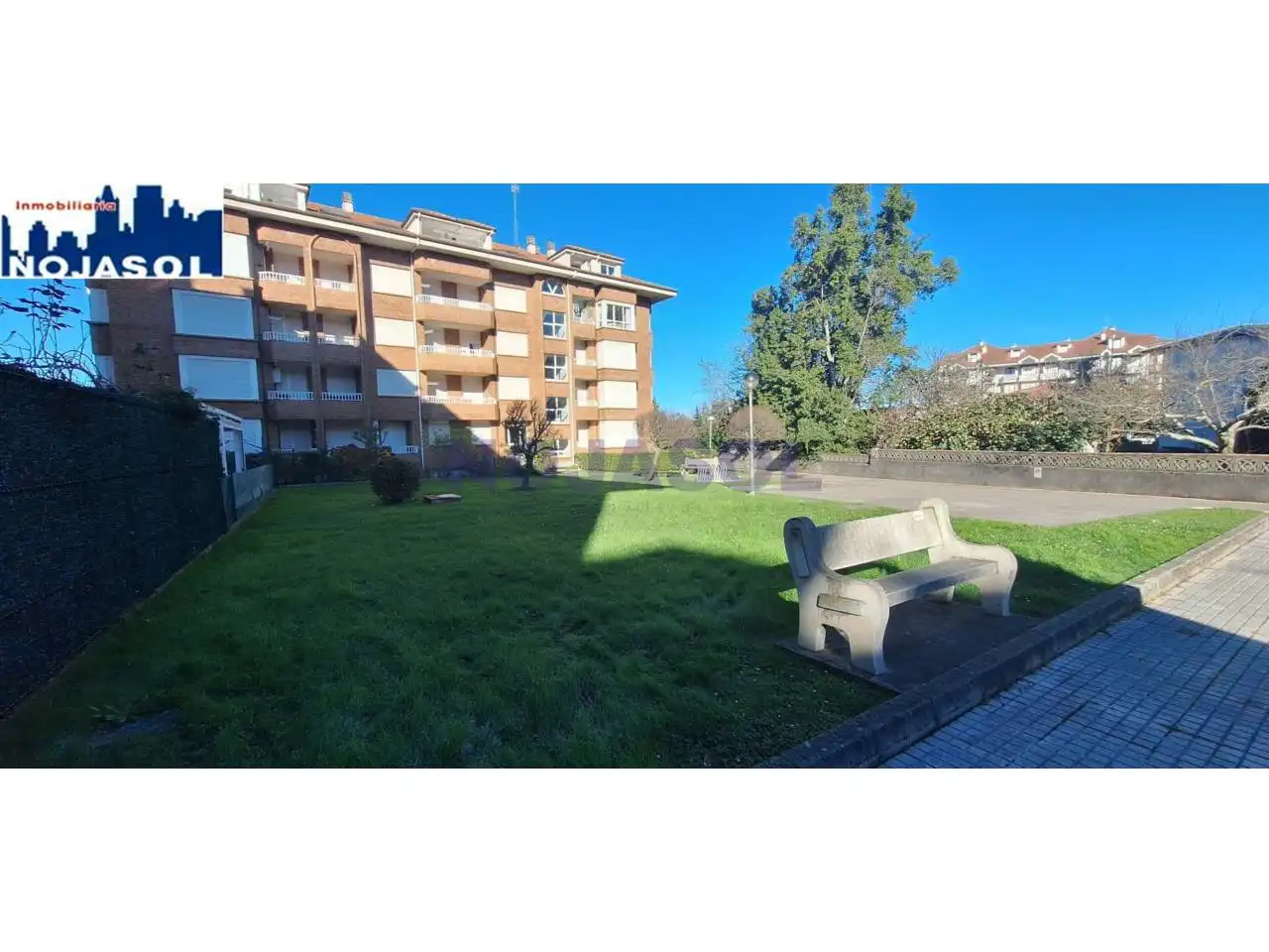 Vista exterior de Apartamento de alquiler en Noja con Calefacción, Parquet y Terraza