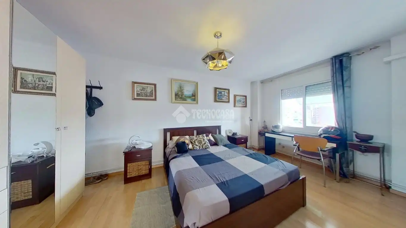 Bedroom of Flat for sale in Cerdanyola del Vallès  with Air Conditioner, Heating and Balcony
