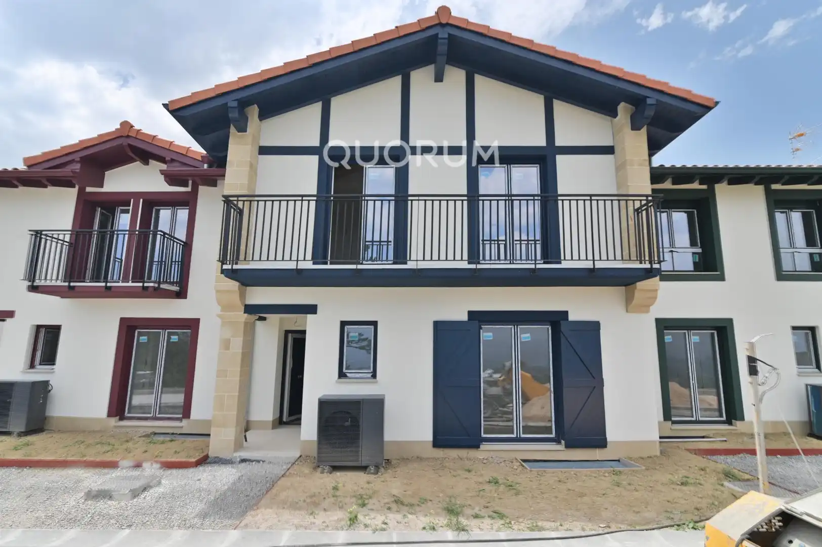 Vista exterior de Casa adosada en venta en Mungia con Calefacción, Jardín privado y Trastero