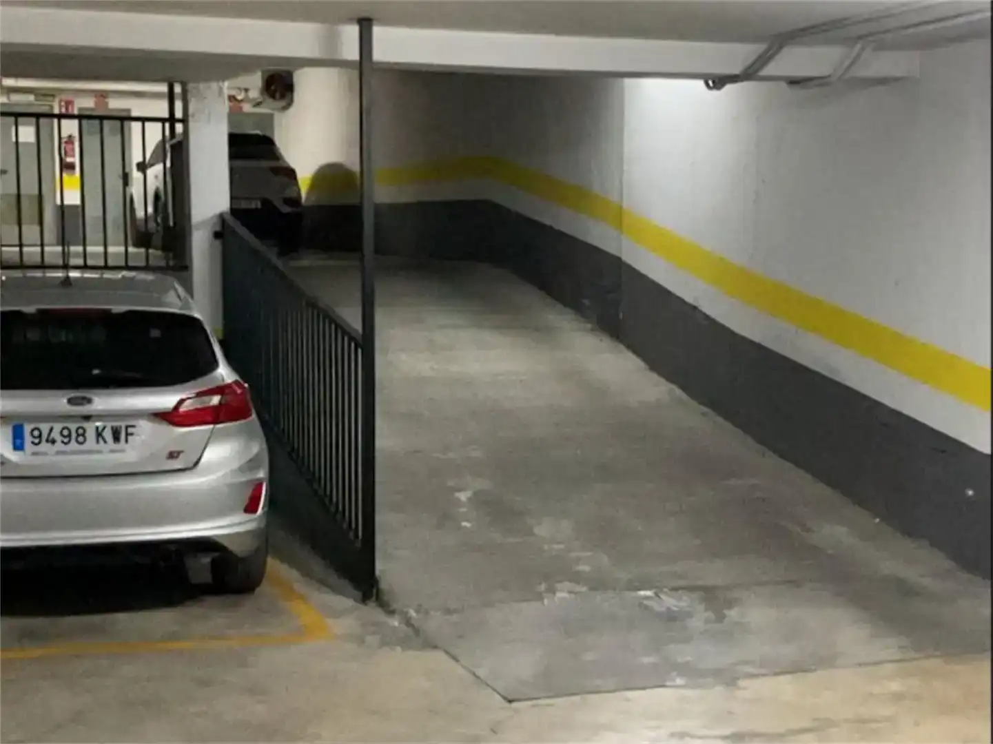 Parkplatz von Garage zur Miete in Burjassot