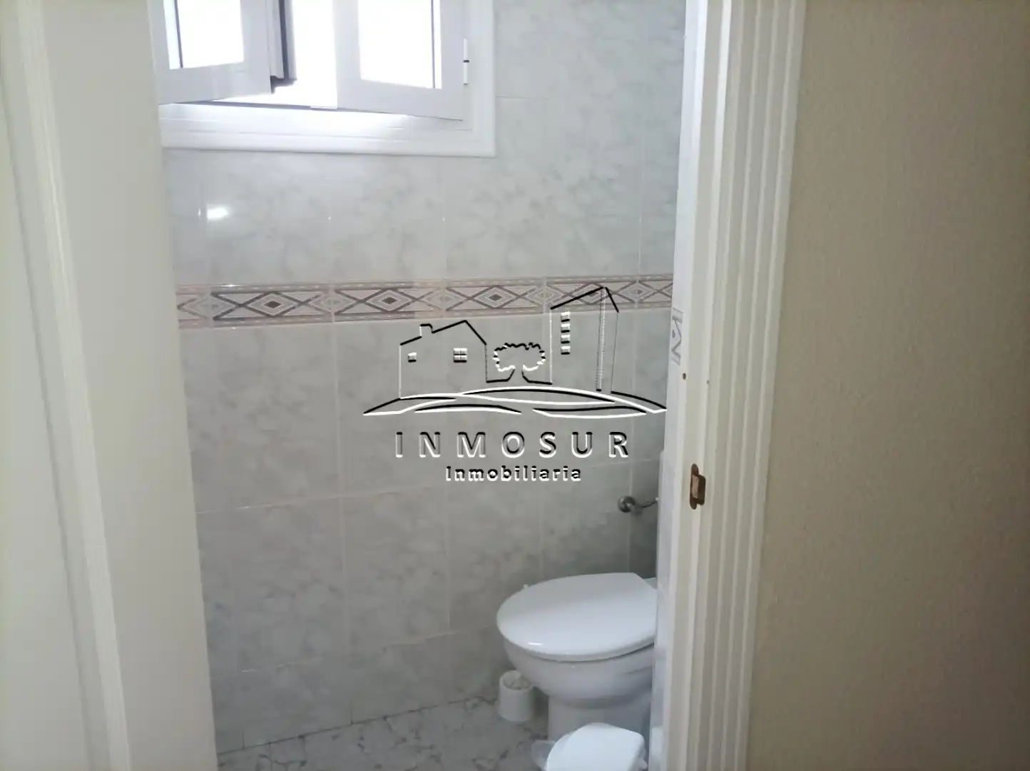 Badezimmer von Wohnung zum Verkauf in Lucena mit Abstellraum