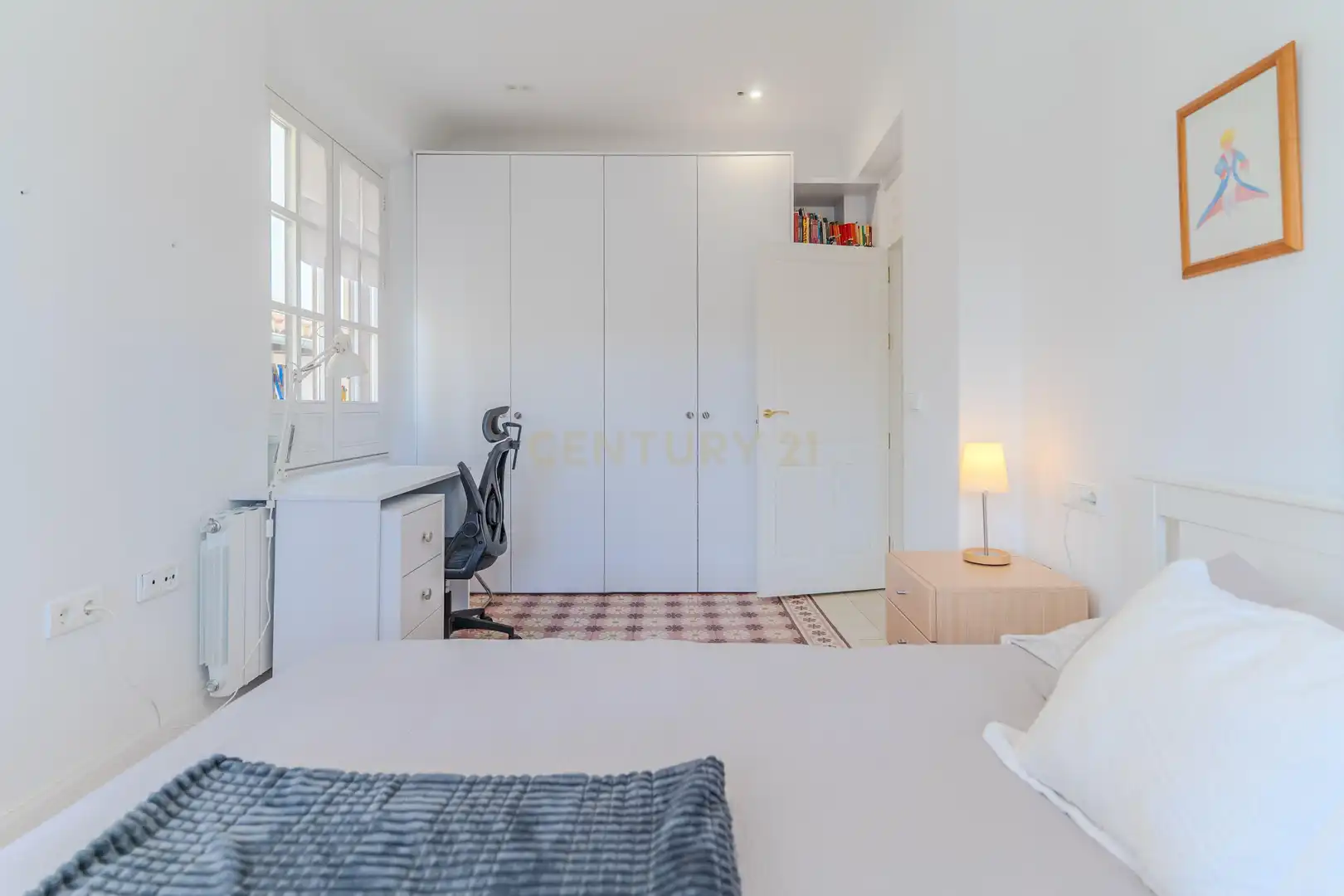 Bedroom of Apartments for sale in Granada  with Oven, Washing machine and Microwave