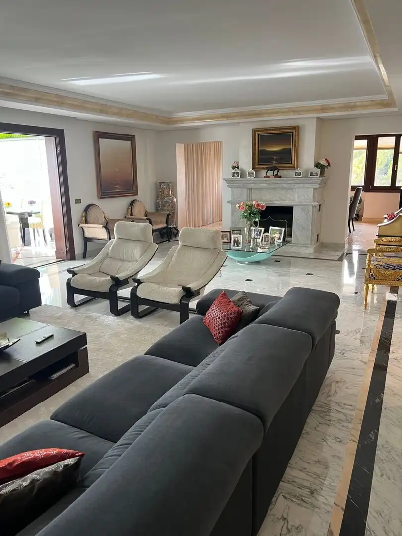 Penthouse with pool for sale in Marbella Centro, imagen 3