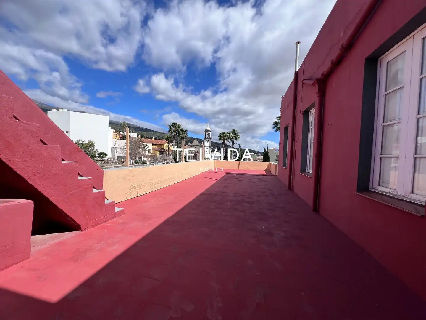 Vista exterior de Edificio en venta en Granadilla de Abona