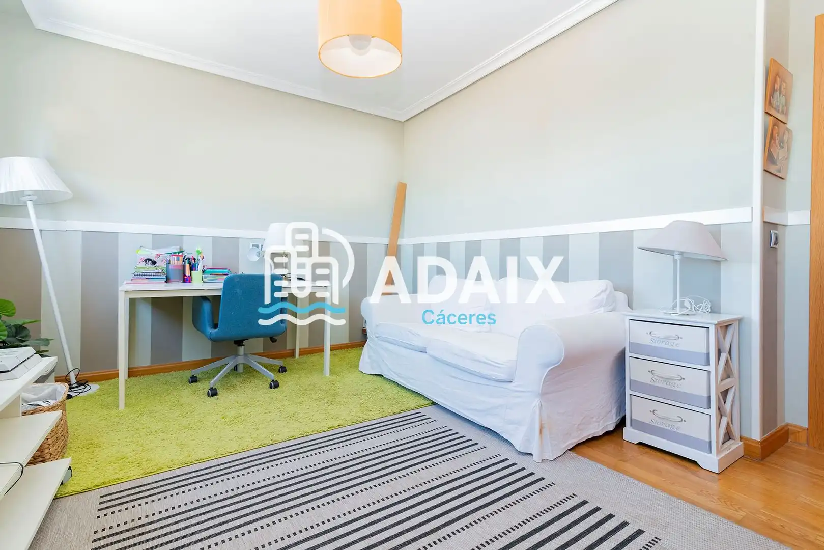Habitación de Ático en venta en Cáceres con Aire acondicionado, Calefacción y Terraza