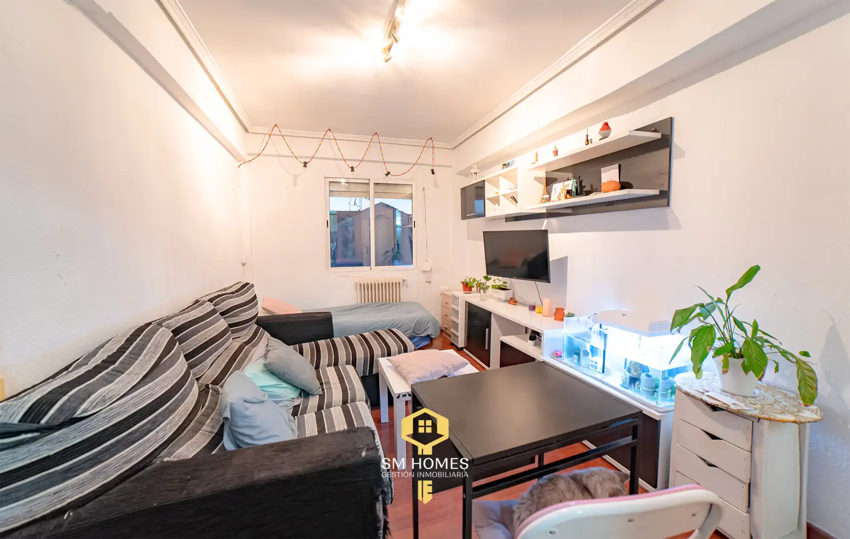 Außenansicht von Wohnung zum Verkauf in San Fernando de Henares mit Klimaanlage, Heizung und Terrasse