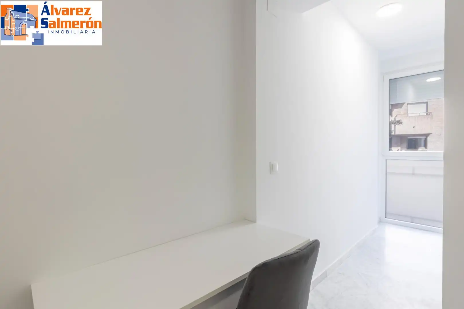 Flat for rent in Granada  with Air Conditioner and Furnished