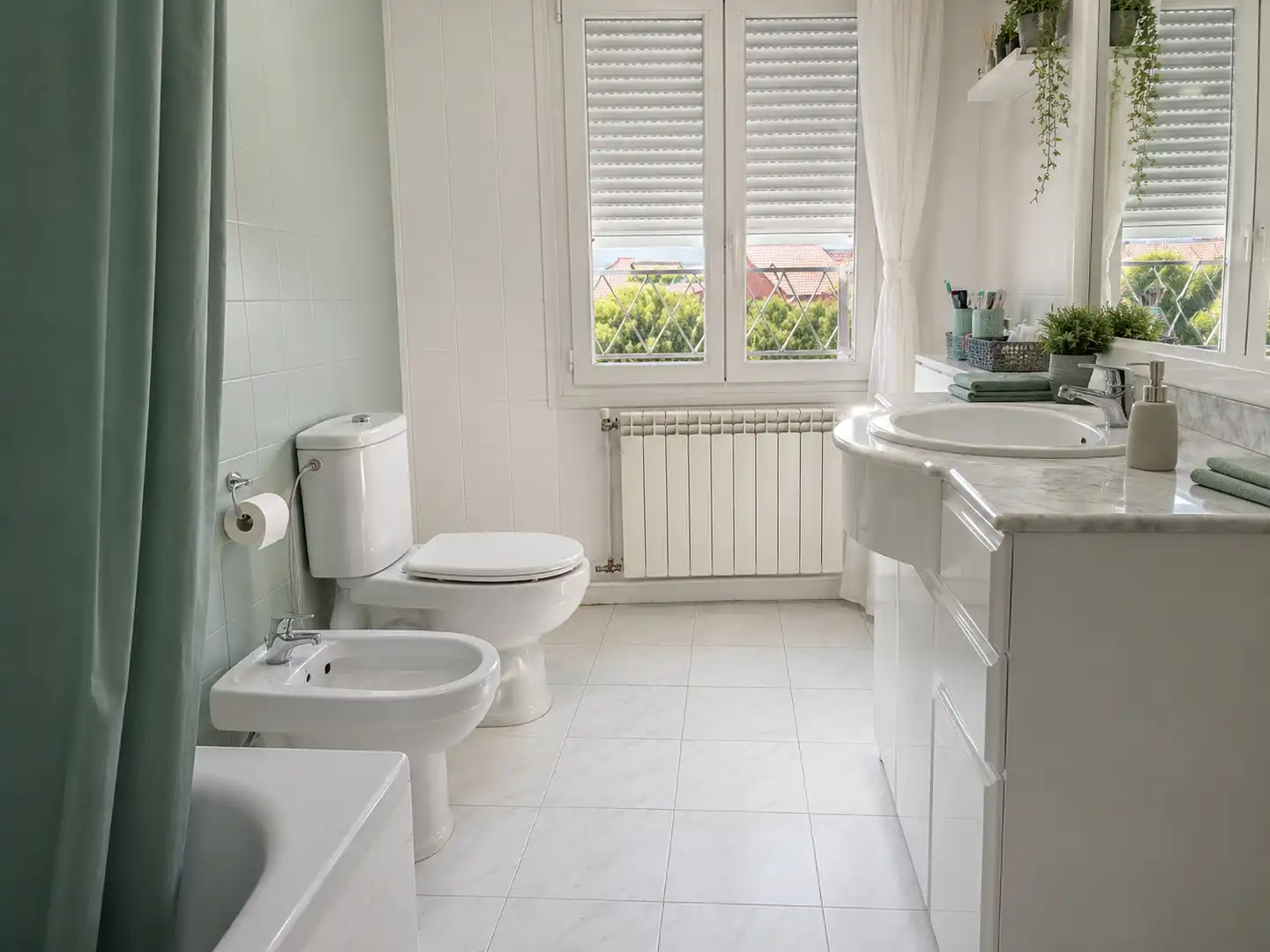 Baño de Piso en venta en Azuqueca de Henares con Calefacción, Terraza y Amueblado