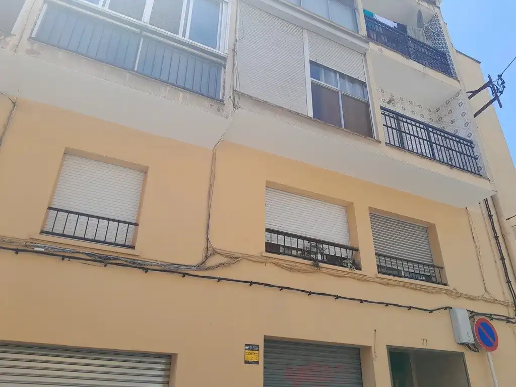 Exterior view of Flat for sale in Montcada i Reixac  with Balcony