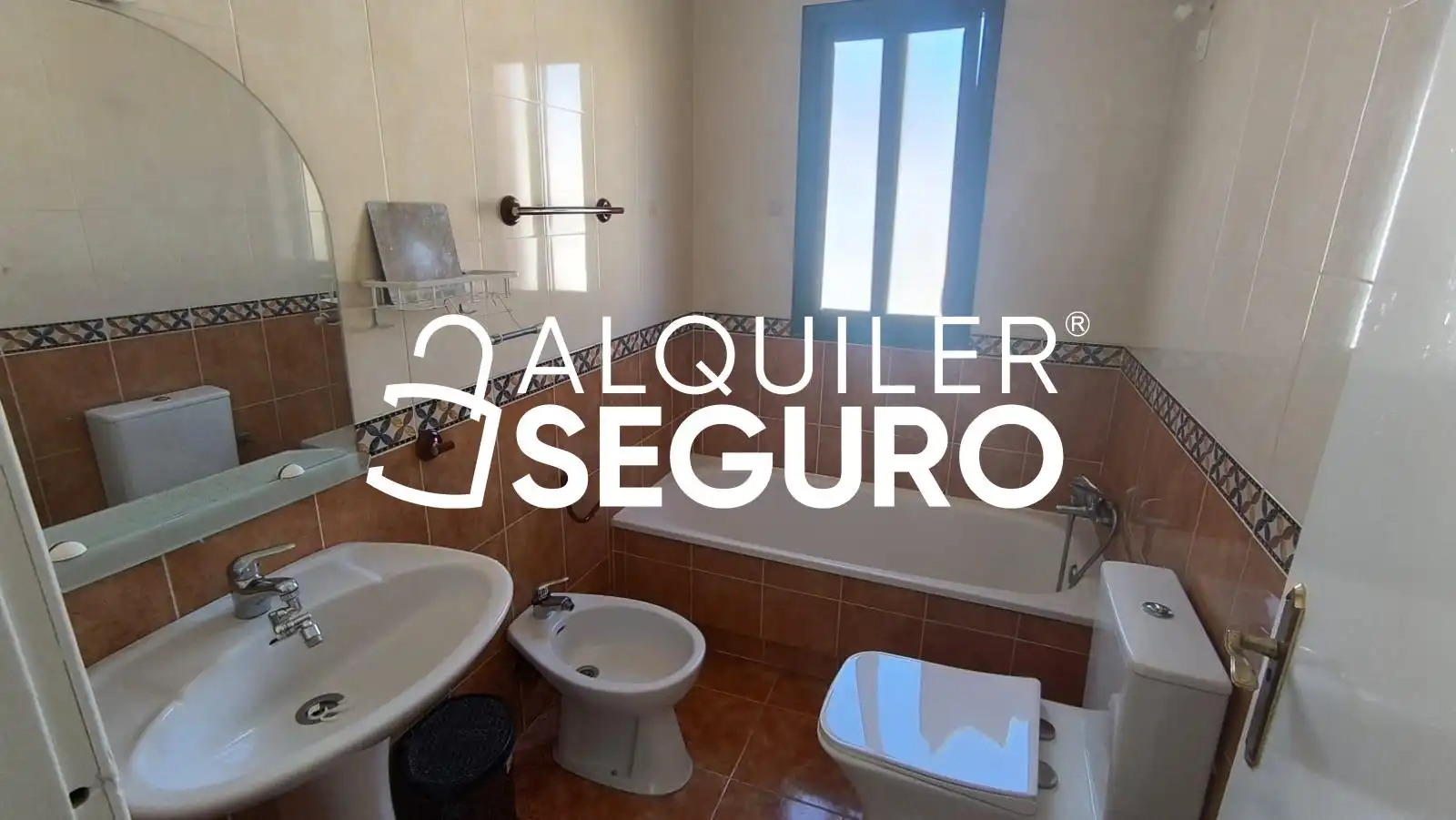 Baño de Casa o chalet de alquiler en Almensilla con Aire acondicionado y Amueblado