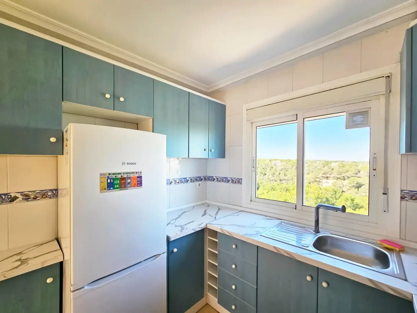 Cocina de Apartamento en venta en Santa Pola con Piscina comunitaria