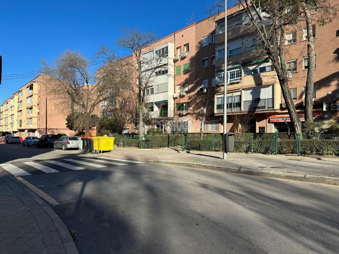 Exterior view of Flat for sale in  Madrid Capital  with Heating
