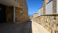 Vista exterior de Casa o xalet en venda en Mogán amb Aire condicionat, Jardí privat i Parquet