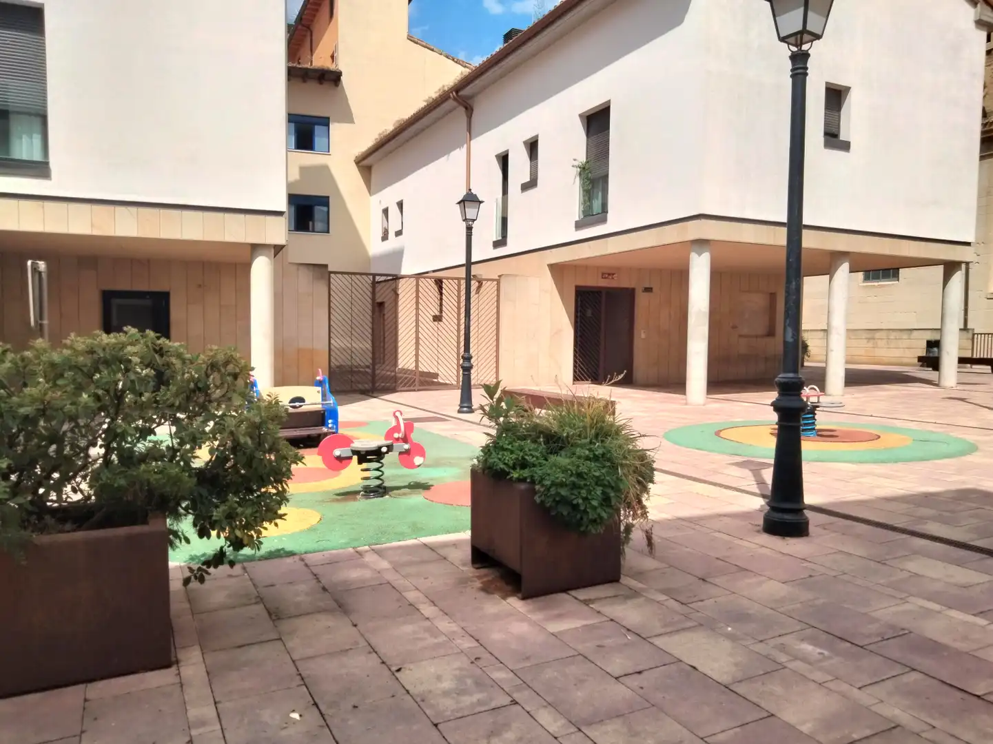 Commercial properties for sale in Casco Antiguo