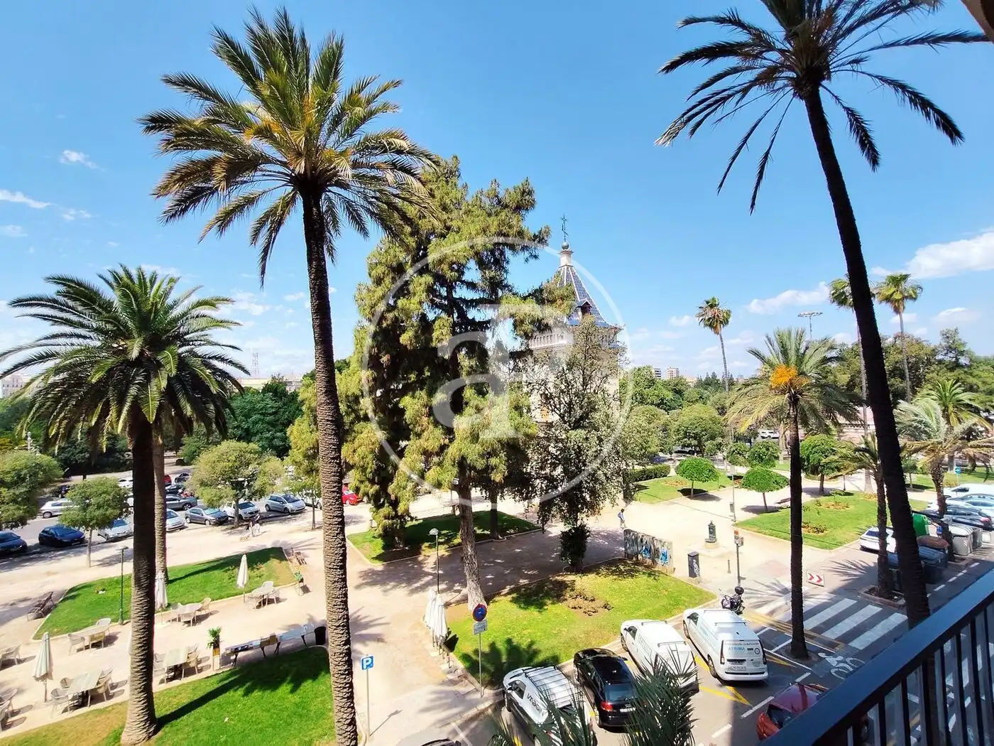 Exterior view of Flat for rent in Valencia  with Heating, Furnished and Balcony
