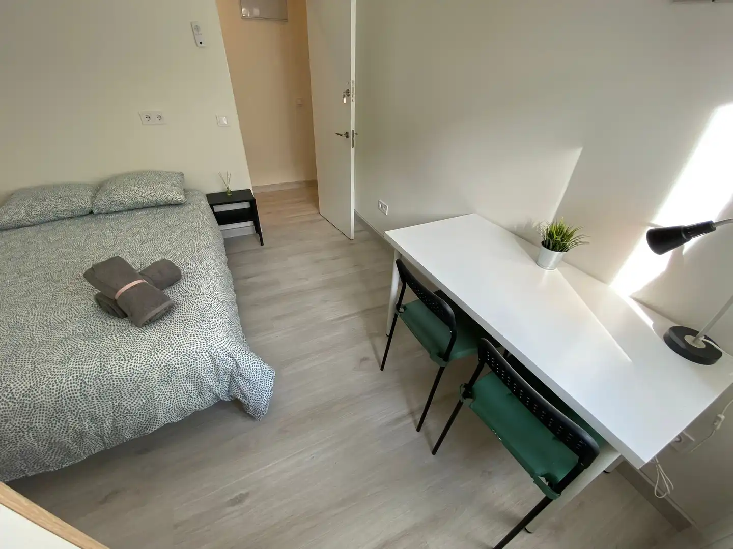 Habitació a Calle Amos de Escalante, 12, Pueblo Nuevo
