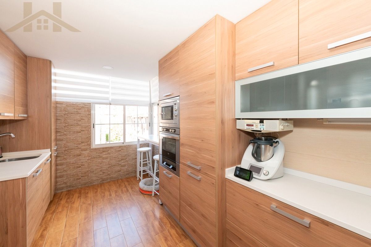 Kitchen of Flat for sale in Alcorcón  with Air Conditioner, Heating and Terrace