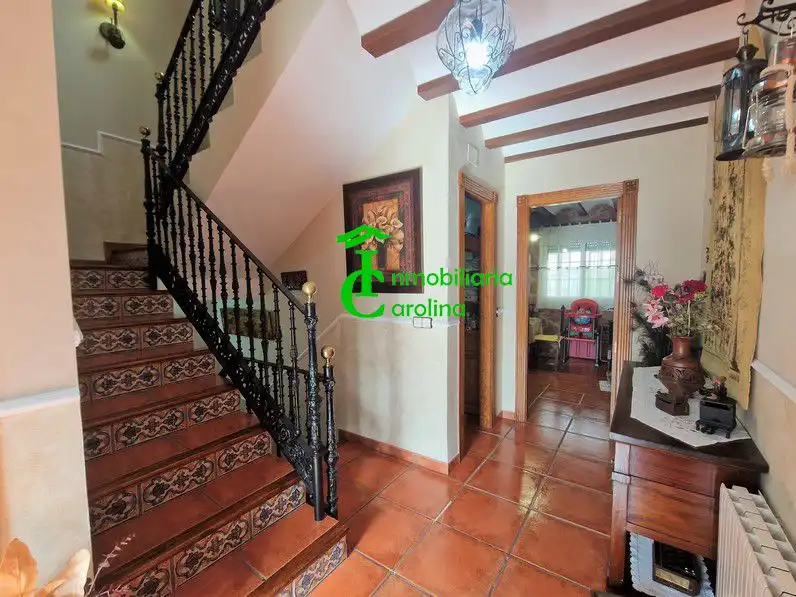 Houses for sale in La Carolina  with Air Conditioner, Heating and Private garden