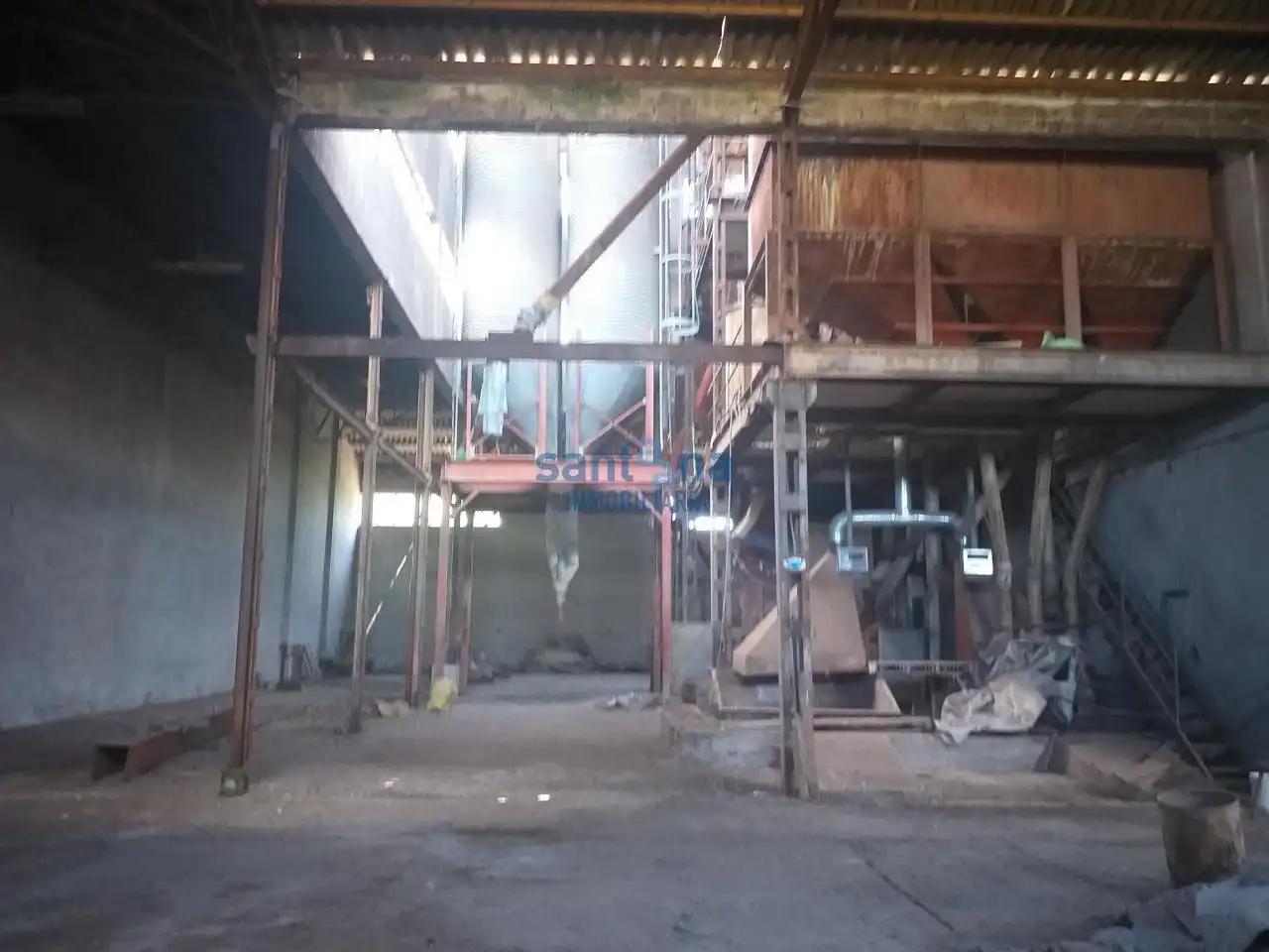 Fabrikhallen zur Miete in León Capital 
