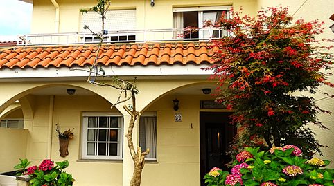 Foto 4 de Casa adosada en venta en Miño, A Coruña